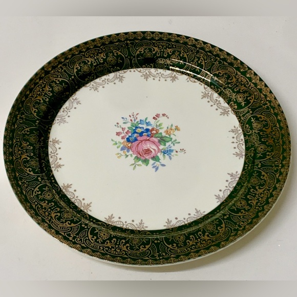 Vintage TAYLOR SMITH USA 22K Gold Trim 10” Dinner Plate 9532 - Picture 4 of 14